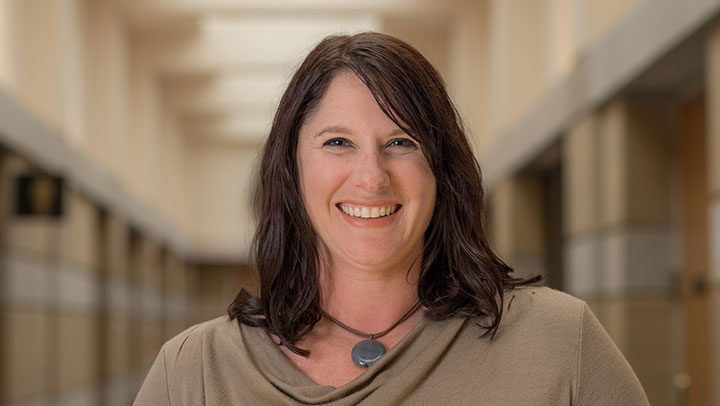 Headshot of Tracy Kijewski-Correa