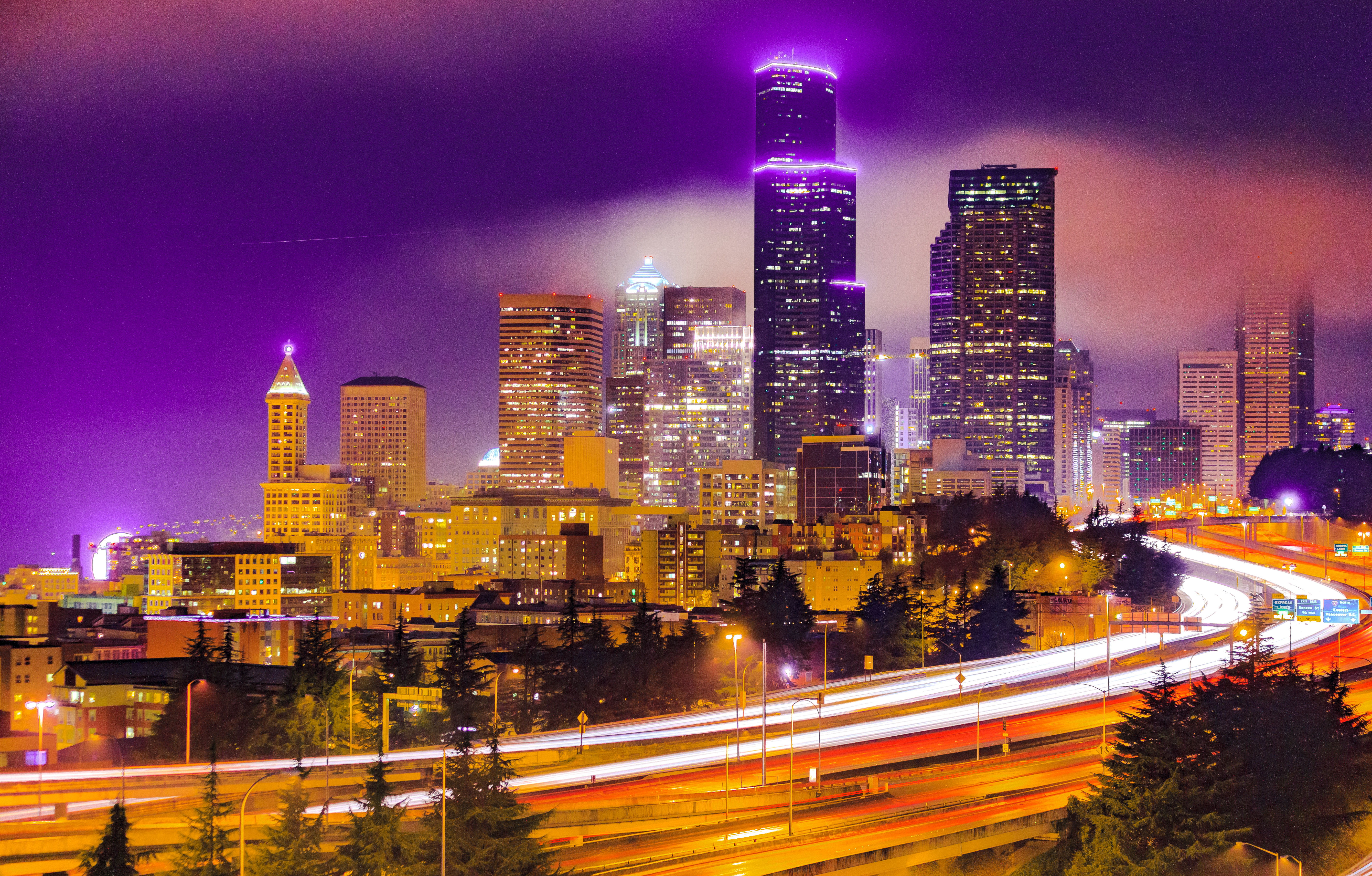 Seattle downtown at night